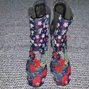 Indigo Rd. Floral Ankle Booties